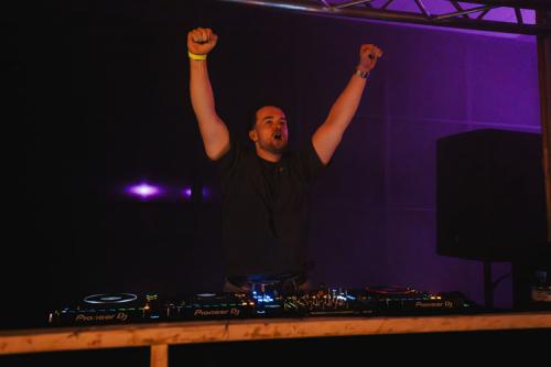 2024-11-09 UDTDB - Justin Sonder - 01690 - online