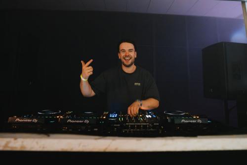 2024-11-09 UDTDB - Justin Sonder - 01767 - online