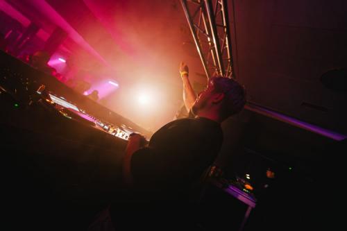 2024-11-09 UDTDB - Justin Sonder - 02381 - online