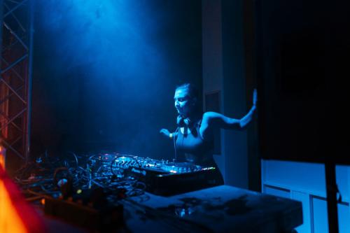 2024-11-09 UDTDB - Justin Sonder - 04230 - online