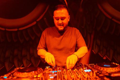 2024-11-09 UDTDB - Justin Sonder - 04474 - online