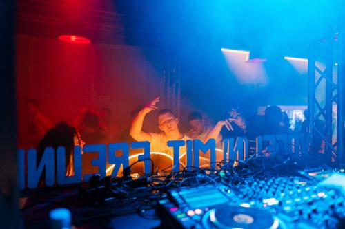 2024-11-09 UDTDB - Justin Sonder - 04772 - online