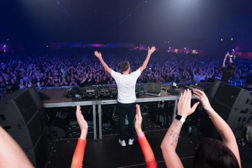 2024-12-07 Electric Sea - Justin Sonder - 08204 - online