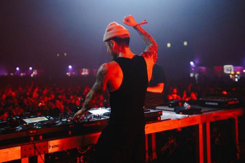 2024-12-07 Electric Sea - Justin Sonder - 08476 - online