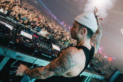 2024-12-07 Electric Sea - Justin Sonder - 08656 - online